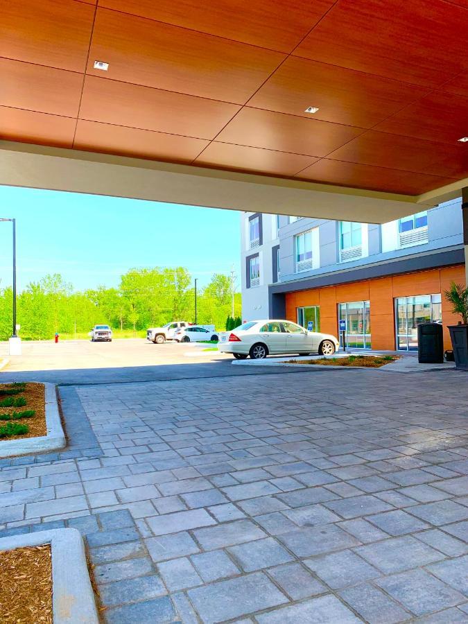 Hampton Inn By Hilton Port Hope Cobourg Esterno foto